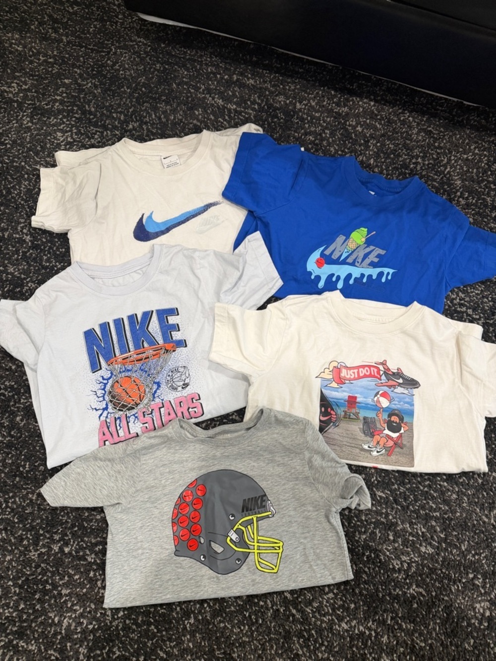 Nike Qty 5 Kids Short Sleeve Graphic Tees - Blue, White, Gray
